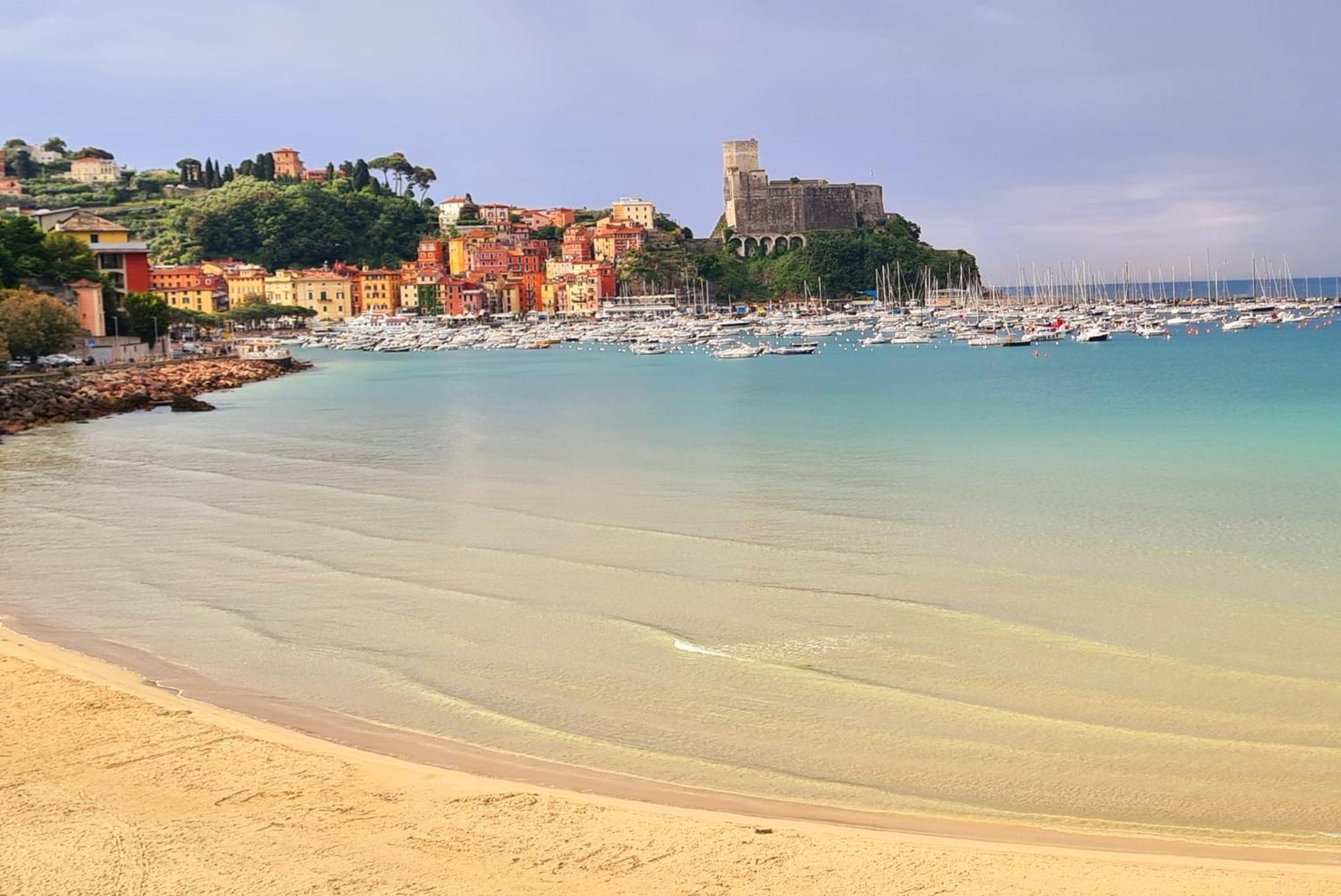 La Casa Del Pittore Anna House Lerici Quarto foto